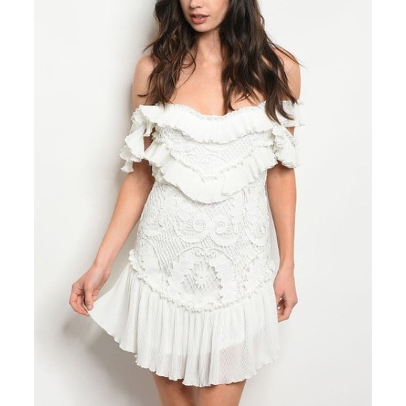 NWT Black Lace Ruffle Off-Shoulder Dress, Sz. M - Picture 3 of 4